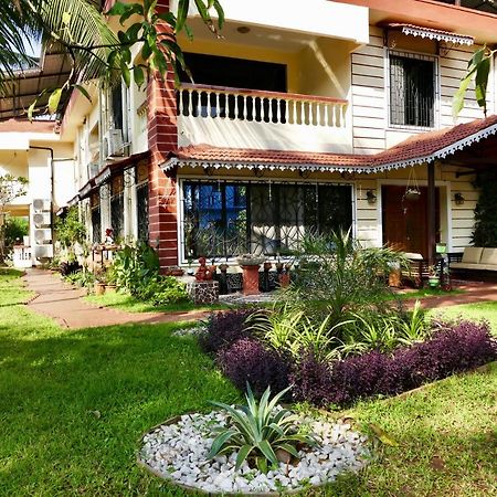 Shanu'S Seaside Inn - A Family-Run Guesthouse Just 100 Metres From Candolim Beach Esterno foto