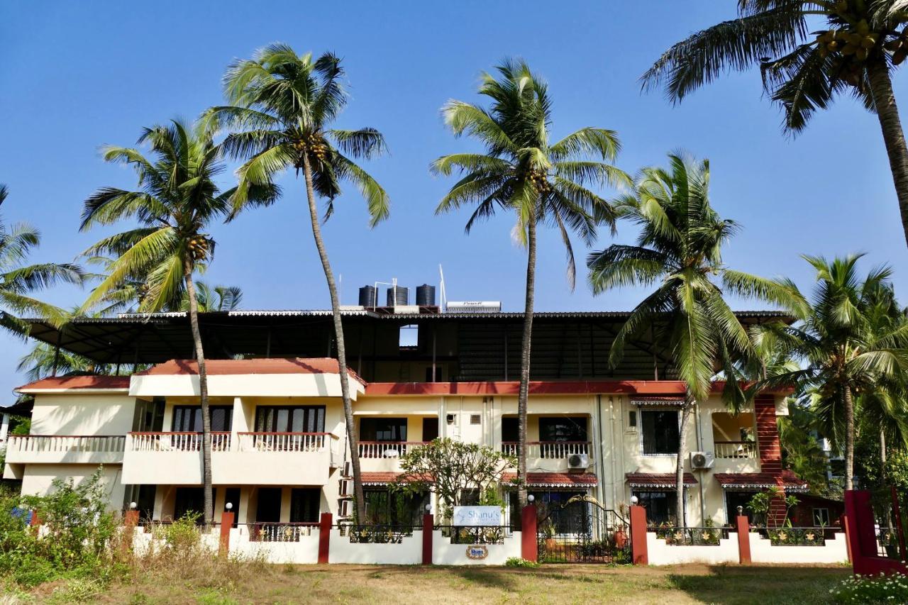 Shanu'S Seaside Inn - A Family-Run Guesthouse Just 100 Metres From Candolim Beach Esterno foto
