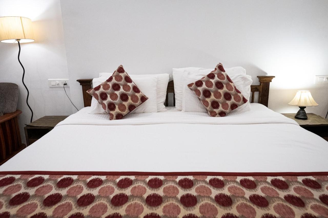 Shanu'S Seaside Inn - A Family-Run Guesthouse Just 100 Metres From Candolim Beach Esterno foto