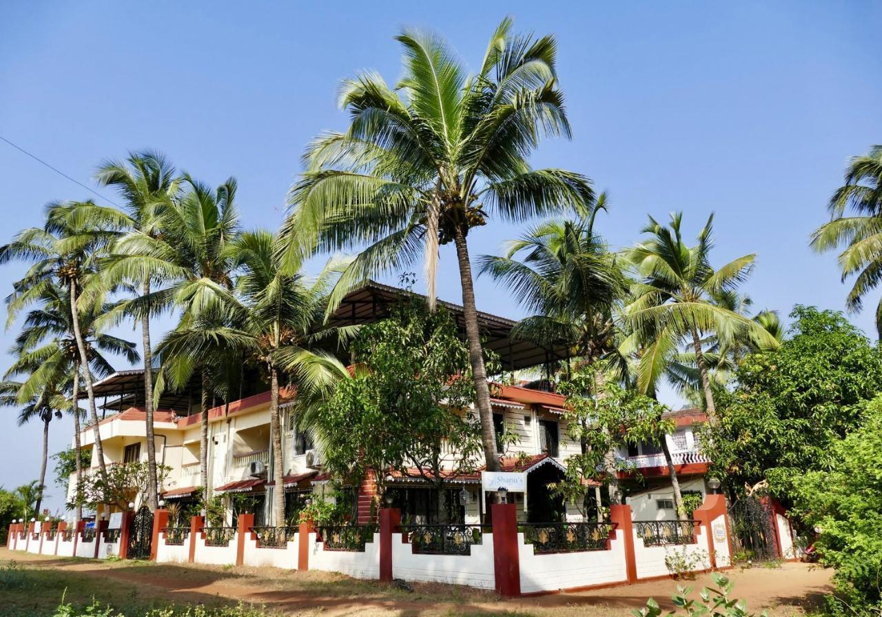 Shanu'S Seaside Inn - A Family-Run Guesthouse Just 100 Metres From Candolim Beach Esterno foto