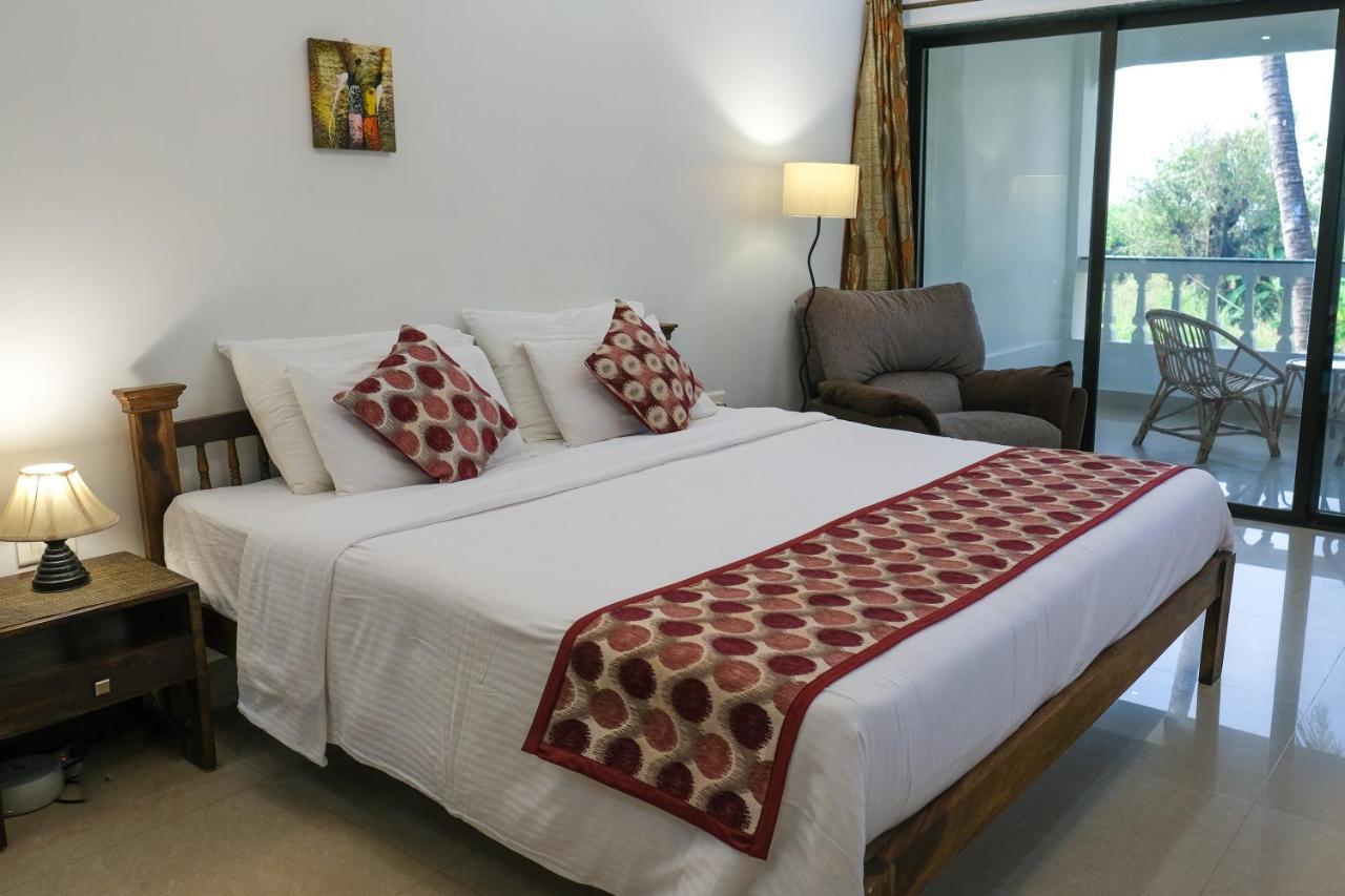 Shanu'S Seaside Inn - A Family-Run Guesthouse Just 100 Metres From Candolim Beach Esterno foto