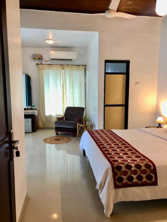 Shanu'S Seaside Inn - A Family-Run Guesthouse Just 100 Metres From Candolim Beach Esterno foto