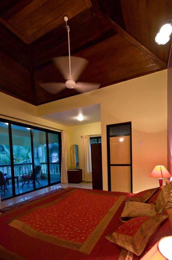 Shanu'S Seaside Inn - A Family-Run Guesthouse Just 100 Metres From Candolim Beach Esterno foto