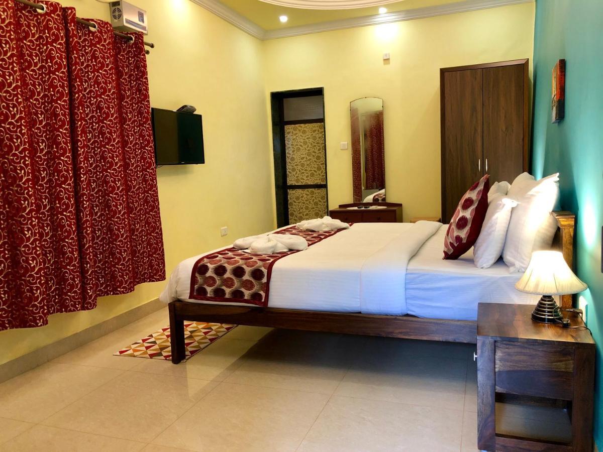 Shanu'S Seaside Inn - A Family-Run Guesthouse Just 100 Metres From Candolim Beach Esterno foto