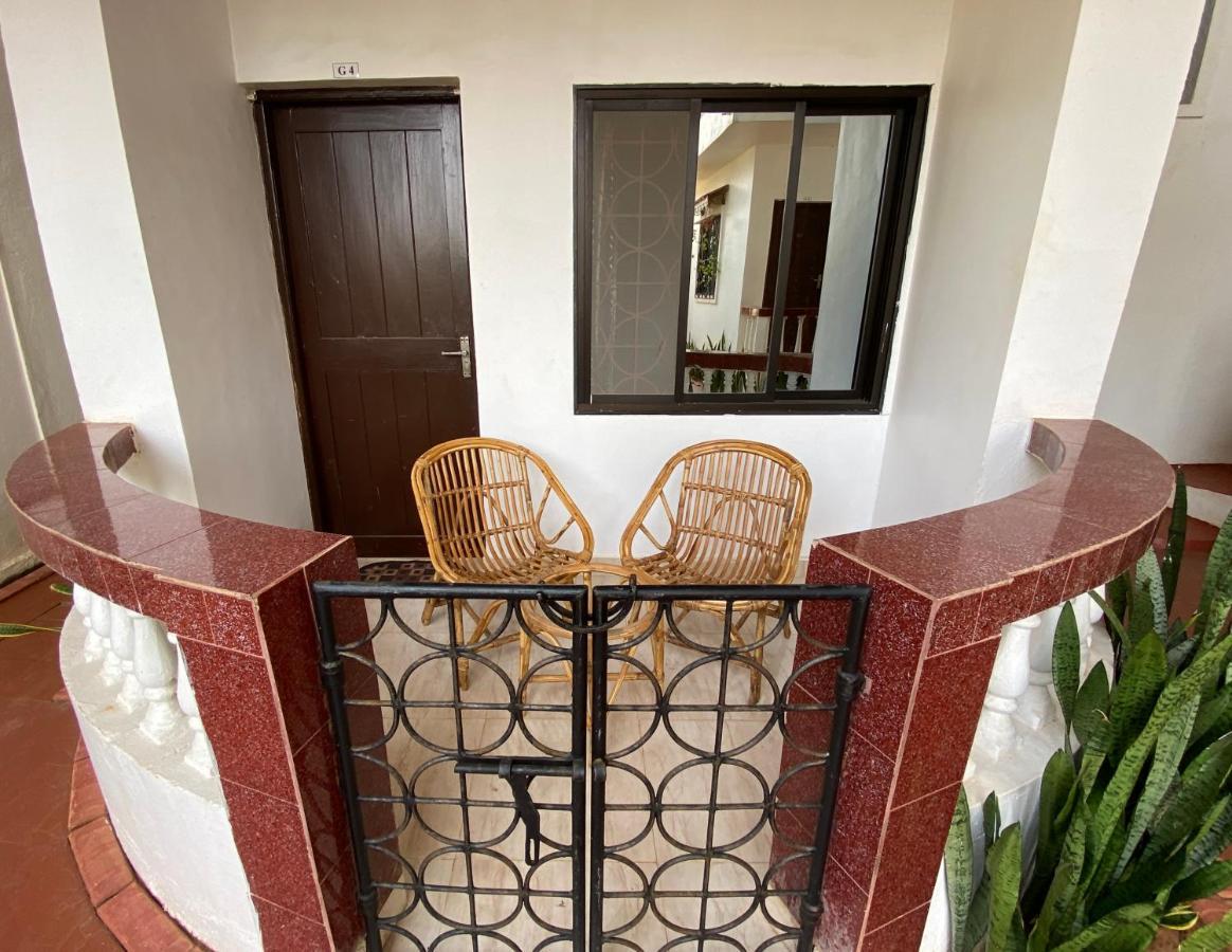 Shanu'S Seaside Inn - A Family-Run Guesthouse Just 100 Metres From Candolim Beach Esterno foto