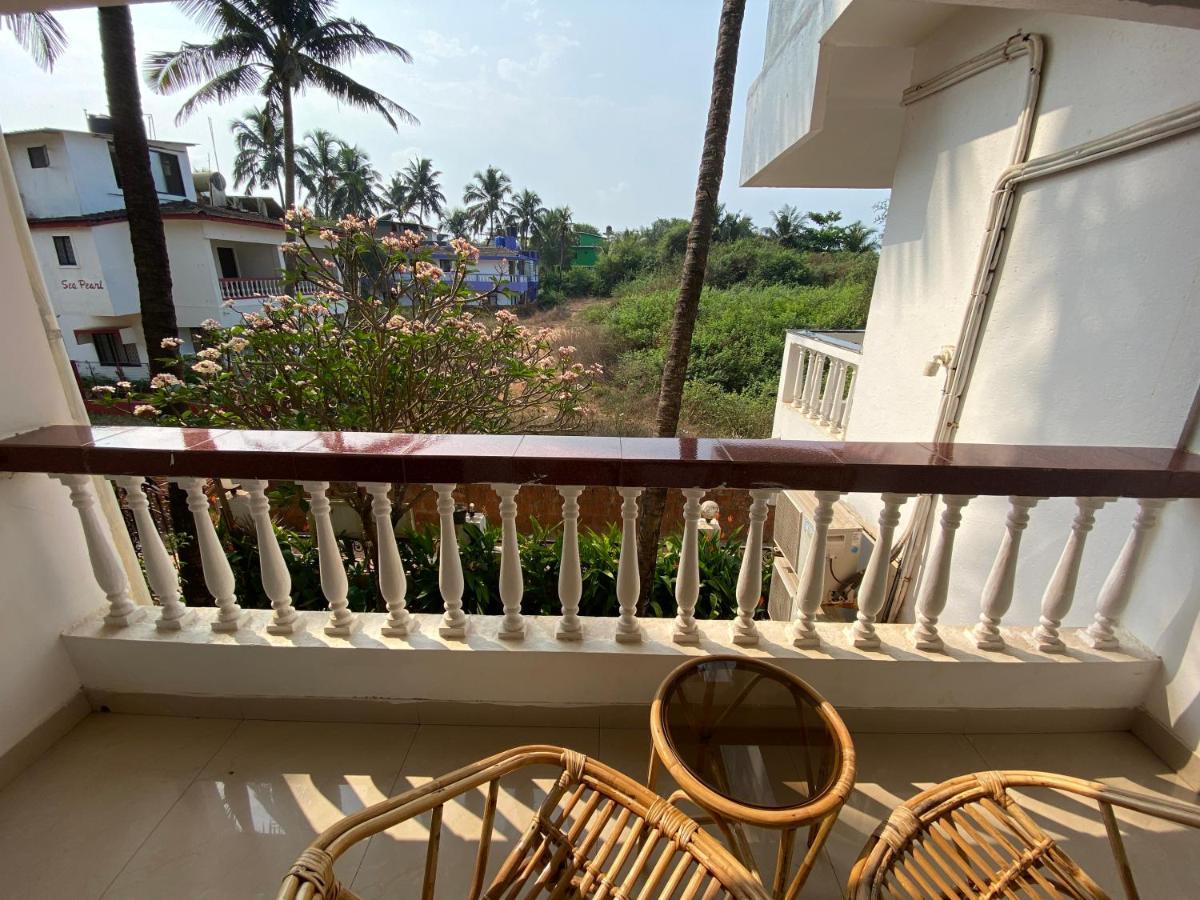 Shanu'S Seaside Inn - A Family-Run Guesthouse Just 100 Metres From Candolim Beach Esterno foto